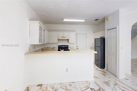 Купить таунхаус в Хомстед, Флорида 4 спальни, 170.66м2, № 1993685 - фото 16