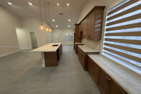 Casa en alquiler en Weston, Florida, 3 dormitorios, 142.33 m2 № 2017899 - foto 13