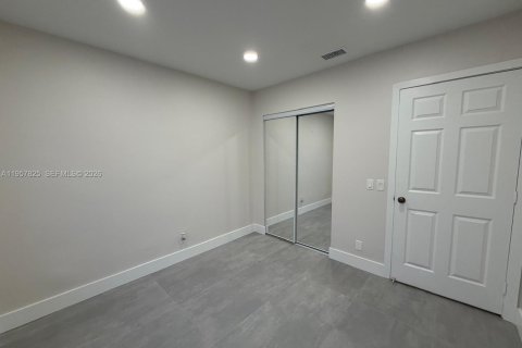 Casa en alquiler en Weston, Florida, 3 dormitorios, 142.33 m2 № 2017899 - foto 21