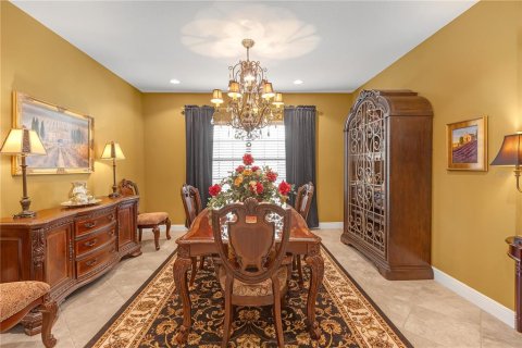 House in Land O' Lakes, Florida 6 bedrooms, 448.53 sq.m. № 1539693 - photo 15