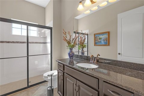 House in Land O' Lakes, Florida 6 bedrooms, 448.53 sq.m. № 1539693 - photo 27
