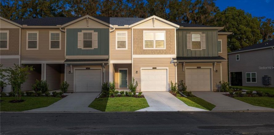 Adosado en Ocala, Florida 3 dormitorios, 158.58 m2 № 1915159