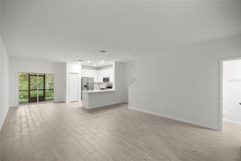 Townhouse in Ocala, Florida 3 bedrooms, 158.58 sq.m. № 1915159 - photo 6
