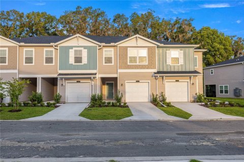 Townhouse in Ocala, Florida 3 bedrooms, 158.58 sq.m. № 1915159 - photo 2