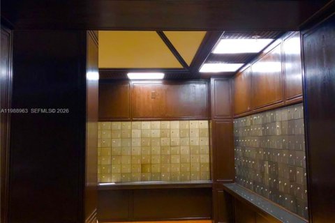 Copropriété à louer à Miami, Floride: 2 chambres, 113.15 m2 № 2060842 - photo 30