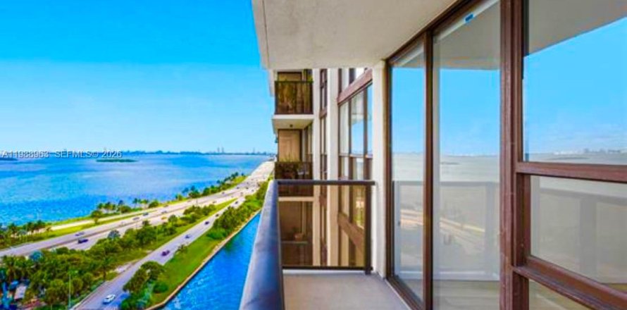 Condo à Miami, Floride, 2 chambres  № 2060842