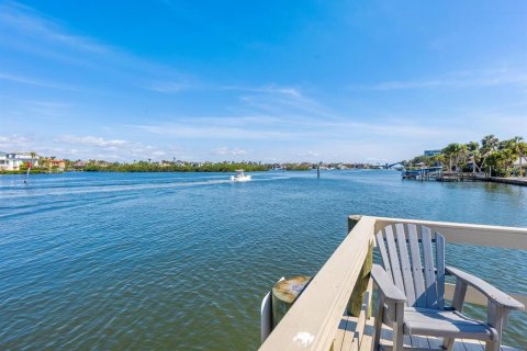 Casa en venta en Sarasota, Florida, 2 dormitorios, 185.43 m2 № 1597330 - foto 29