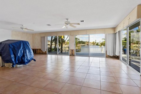 Casa en venta en Sarasota, Florida, 2 dormitorios, 185.43 m2 № 1597330 - foto 17