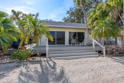 Casa en venta en Sarasota, Florida, 2 dormitorios, 185.43 m2 № 1597330 - foto 3