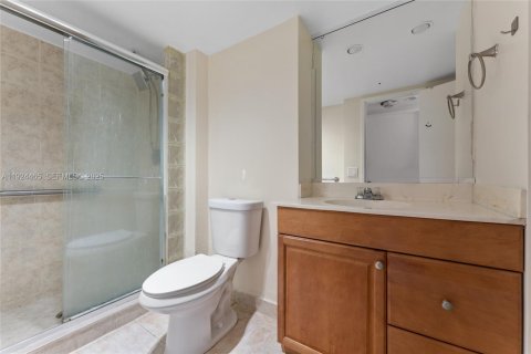 Купить кондоминиум в Авентура, Флорида 2 спальни, № 1983717 - фото 16