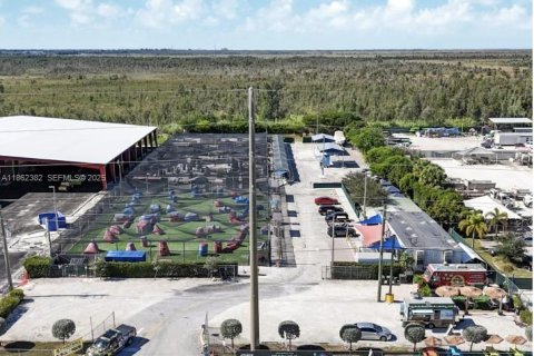 Immobilier commercial à vendre à Miami, Floride № 2037973 - photo 2