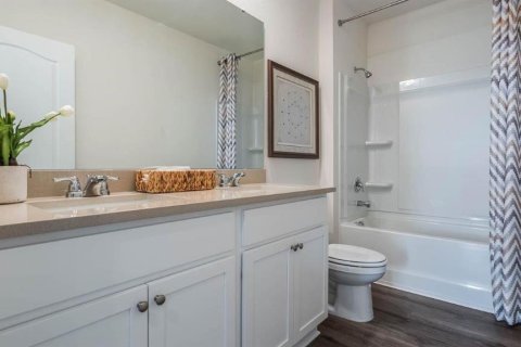 House in Lakeland, Florida 5 bedrooms, 227.33 sq.m. № 1908771 - photo 20