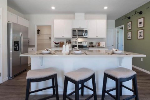 House in Lakeland, Florida 5 bedrooms, 227.33 sq.m. № 1908771 - photo 9