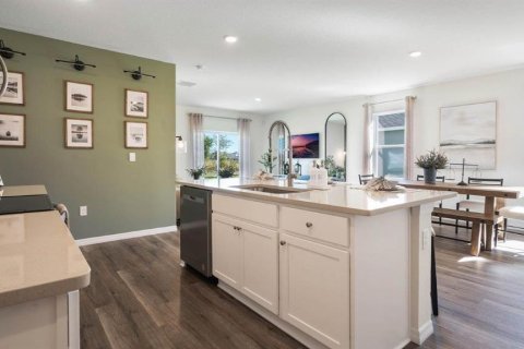 House in Lakeland, Florida 5 bedrooms, 227.33 sq.m. № 1908771 - photo 10