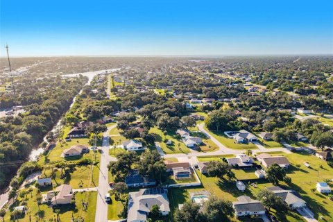 Villa ou maison à vendre à Port Charlotte, Floride: 3 chambres, 115.48 m2 № 2437321 - photo 30