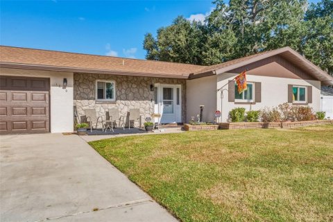 Villa ou maison à vendre à Port Charlotte, Floride: 3 chambres, 115.48 m2 № 2437321 - photo 3