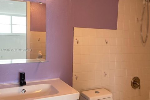 Apartment in Miami Beach, Florida 1 bedroom, 73.02 sq.m. № 2076567 - photo 13