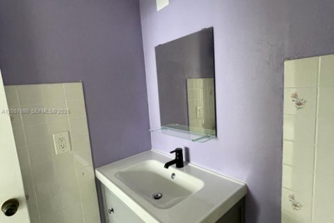 Apartment in Miami Beach, Florida 1 bedroom, 73.02 sq.m. № 2076567 - photo 14