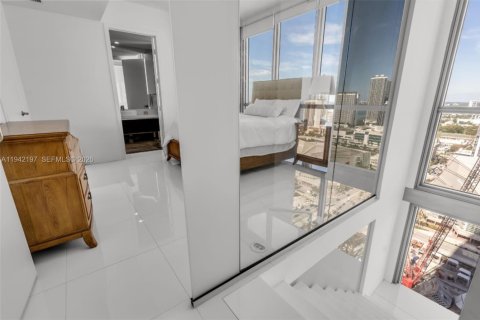 Снять в аренду кондоминиум в Майами, Флорида 3 спальни, 193.33м2, № 2002677 - фото 30
