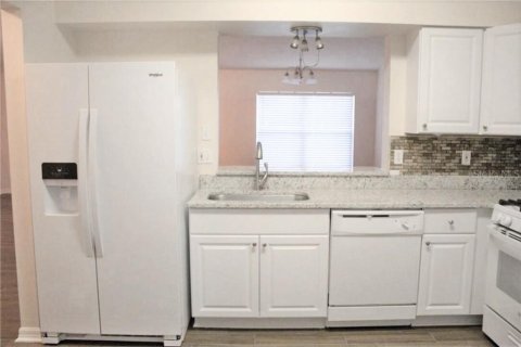 Casa en alquiler en Clermont, Florida, 4 dormitorios, 138.33 m2 № 1915862 - foto 4