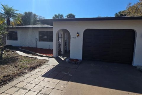 House in Port Charlotte, Florida 2 bedrooms, 106.84 sq.m. № 2329060