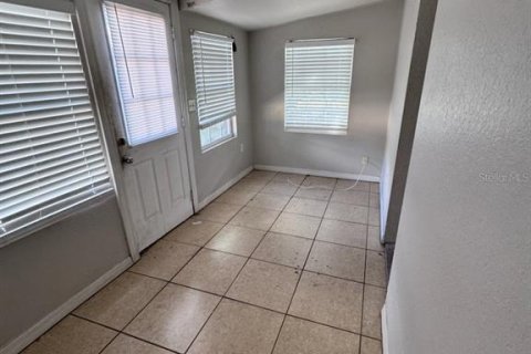 Apartment in Winter Haven, Florida 1 bedroom, 49.15 sq.m. № 2379630 - photo 3
