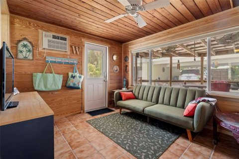 House in Clearwater, Florida 2 bedrooms, 85.19 sq.m. № 1909251 - photo 30