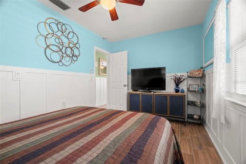 House in Clearwater, Florida 2 bedrooms, 85.19 sq.m. № 1909251 - photo 15