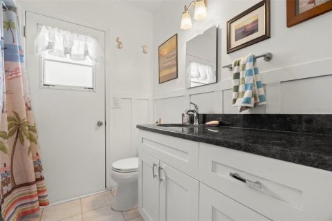 House in Clearwater, Florida 2 bedrooms, 85.19 sq.m. № 1909251 - photo 18