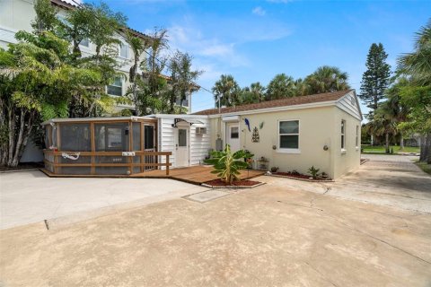House in Clearwater, Florida 2 bedrooms, 85.19 sq.m. № 1909251 - photo 3