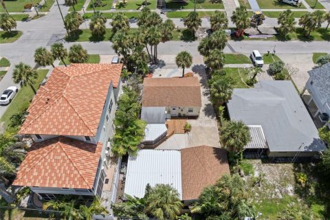 House in Clearwater, Florida 2 bedrooms, 85.19 sq.m. № 1909251 - photo 13