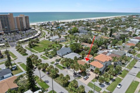 House in Clearwater, Florida 2 bedrooms, 85.19 sq.m. № 1909251 - photo 7