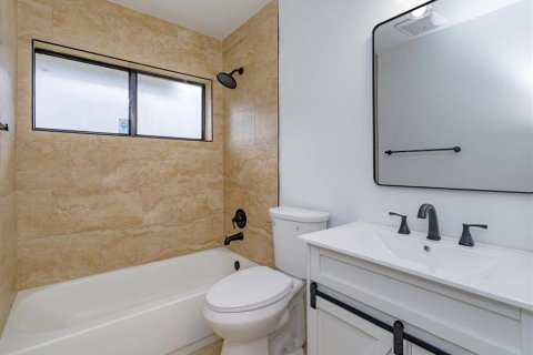 Villa ou maison à vendre à Oviedo, Floride: 4 chambres, 312.06 m2 № 2305224 - photo 23