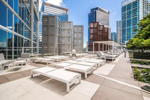 Condo in Miami, Florida, 1 bedroom  № 1956898 - photo 20