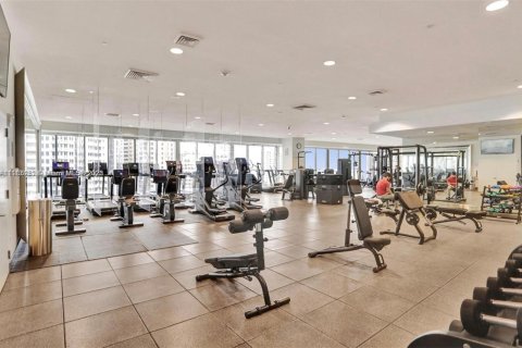 Condo in Miami, Florida, 1 bedroom  № 1956898 - photo 21