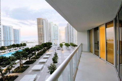 Condo in Miami, Florida, 1 bedroom  № 1956898 - photo 6
