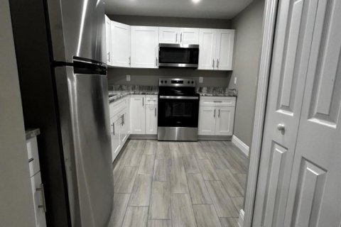 Appartement à louer à St. Lucie, Floride: 2 chambres, 80.36 m2 № 2278814 - photo 2