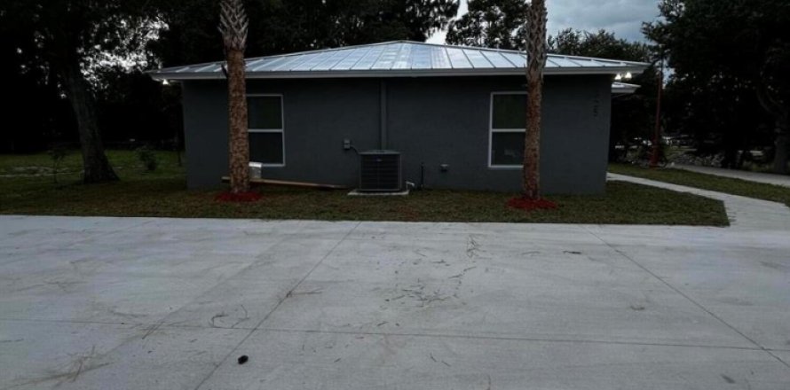 Appartement à St. Lucie, Floride 2 chambres, 80.36 m2 № 2278814
