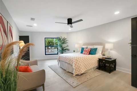 Casa en venta en Tampa, Florida, 4 dormitorios, 209.68 m2 № 1902222 - foto 29