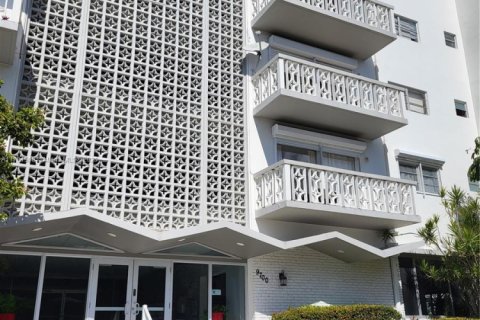 Condo in Bay Harbor Islands, Florida, 1 bedroom  № 1811166 - photo 18