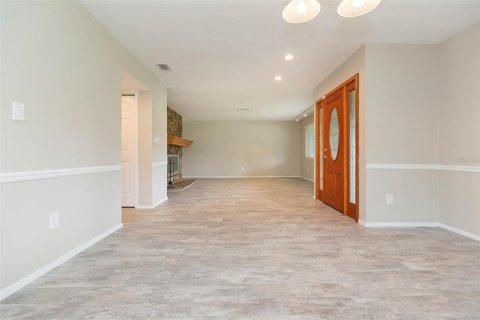 Casa en alquiler en Tampa, Florida, 3 dormitorios, 247.77 m2 № 2259337 - foto 14