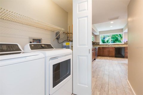 Casa en alquiler en Tampa, Florida, 3 dormitorios, 247.77 m2 № 2259337 - foto 25