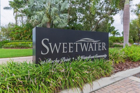 Casa en alquiler en Tampa, Florida, 3 dormitorios, 247.77 m2 № 2259337 - foto 2