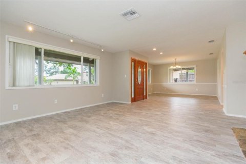 Casa en alquiler en Tampa, Florida, 3 dormitorios, 247.77 m2 № 2259337 - foto 12