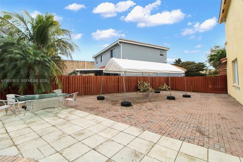 Casa en venta en Homestead, Florida, 5 dormitorios, 232.35 m2 № 2011469 - foto 17