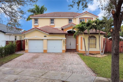 Casa en venta en Homestead, Florida, 5 dormitorios, 232.35 m2 № 2011469 - foto 4