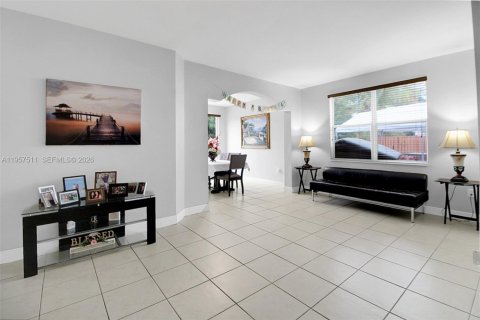 Casa en venta en Homestead, Florida, 5 dormitorios, 232.35 m2 № 2011469 - foto 25