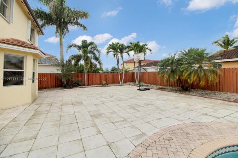Casa en venta en Homestead, Florida, 5 dormitorios, 232.35 m2 № 2011469 - foto 21