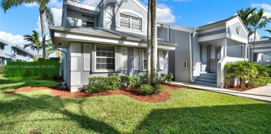Condo in Homestead, Florida, 2 bedrooms № 1830953