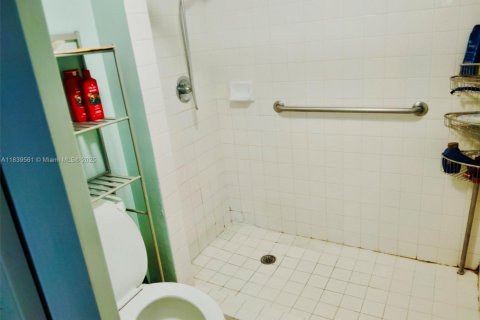 Condo in Homestead, Florida, 2 bedrooms  № 1830953 - photo 8